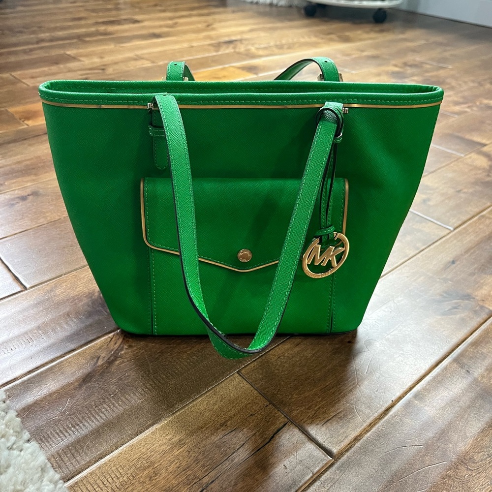 Michael Kors purse